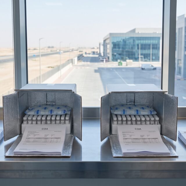 Nova Biolabs vs UAE Peptide Lab: Qatar Buyer Comparison (2026)